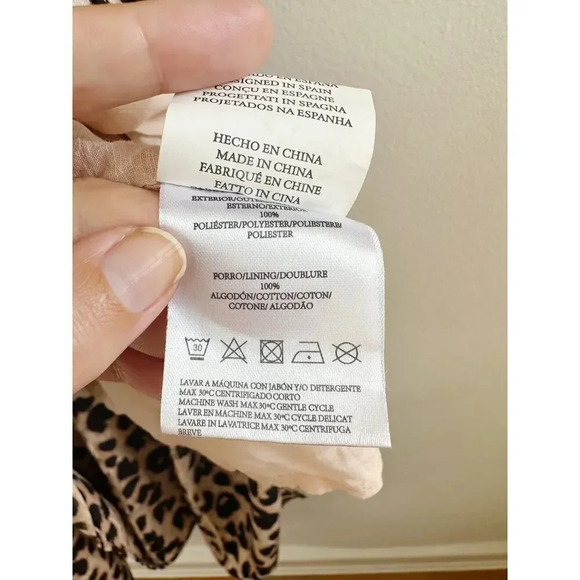 Minueto Cheetah Print Midi Dress Puff Sleeves Wrap Style Size M - Picture 9 of 10